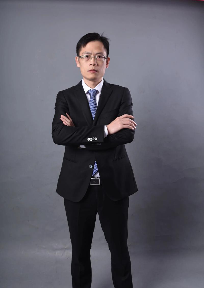 白发林 调色与视觉增强负责人